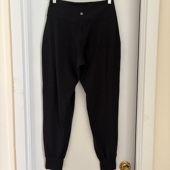 Lululemon Women's Align High-Rise Joggers - Picture 4 of 9